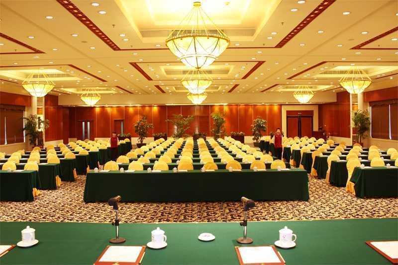 Grand View Hotel Дунгуань Экстерьер фото